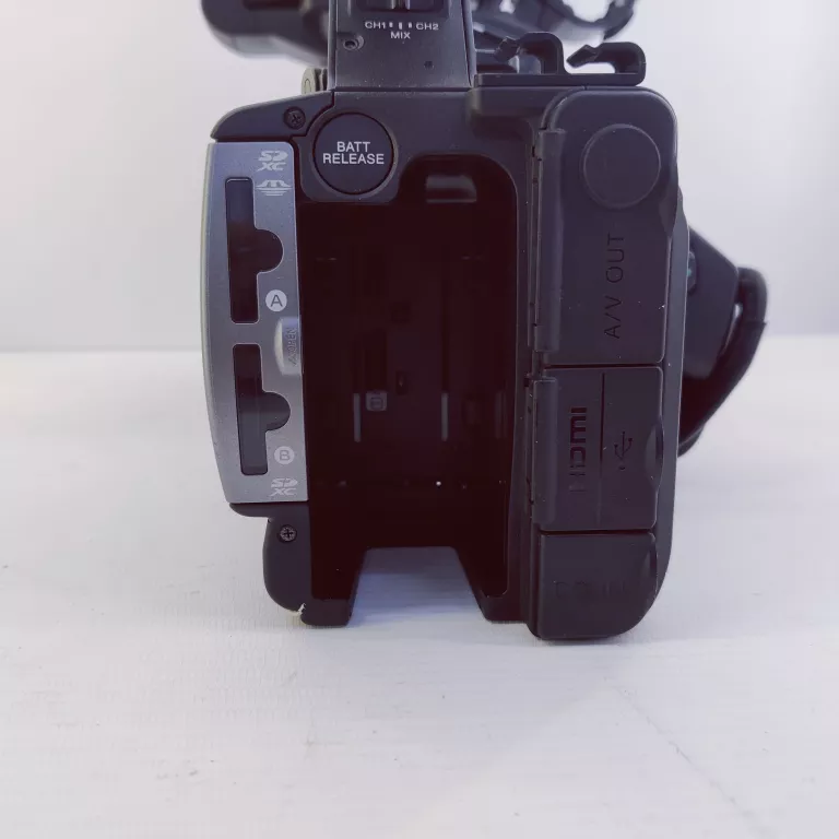 KAMERA CYFROWA SONY HXR-NX3 ŁAD