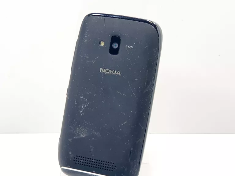TELEFON NOKIA LUMIA 610 256 MB / 8 GB 3G CZARNY