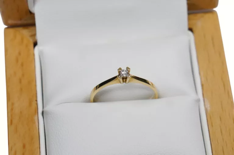 zloty-piescionek-z-diamentem-pr585-14k-r11-stan-11323-2