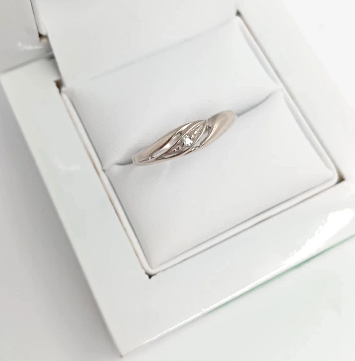 zloty-pierscionek-biale-zloto-z-diamentem-p585-brzozowa-86-bydgoszcz