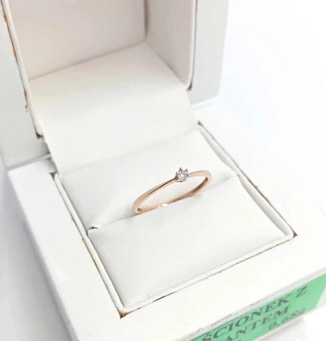 zloty-pierscionek-z-brylantem-p375-brzozowa-86-bydgoszcz