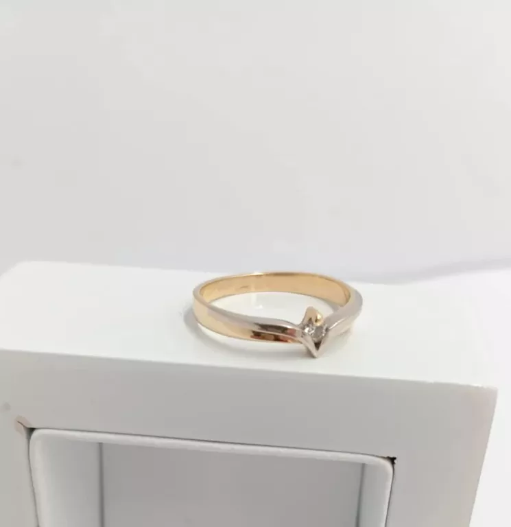 zloty-pierscionek-z-brylantem-p585-rozmiarsrednica-wew-mm-372-13