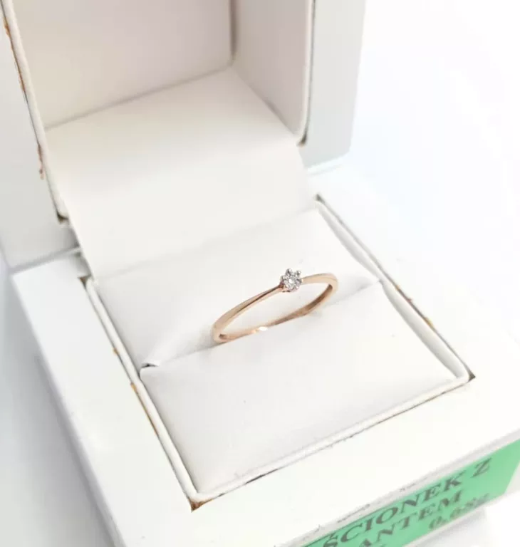 zloty-pierscionek-z-brylantem-p375-brzozowa-86-bydgoszcz