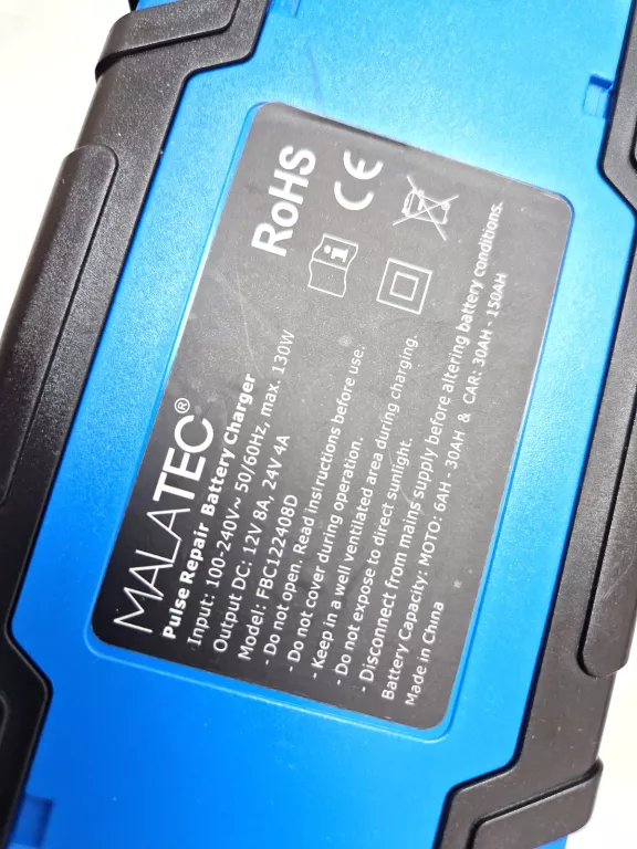 PROSTOWNIK ŁADOWARKA DO AKUMULATORA LCD 12V 24V 8A FUNKCJA NAPRAWY AKU