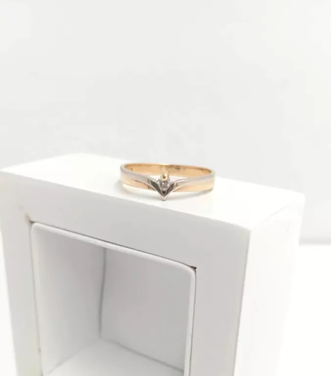 zloty-pierscionek-z-brylantem-p585-material-15835-1