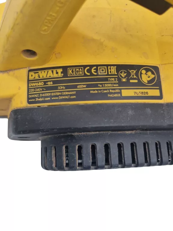 STRUG ELEKTRYCZNY DEWALT DW680