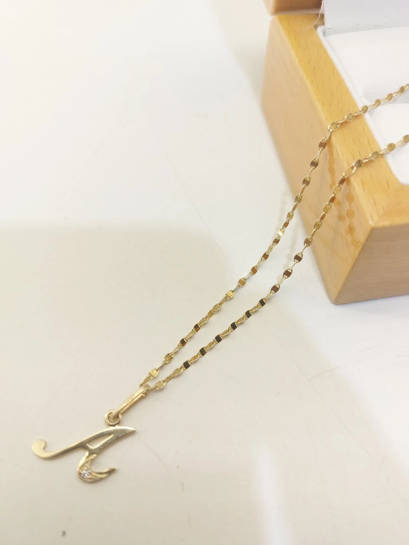 zloty-elegancki-lancuszek-z-zawieszka-a-198g-585-marka-226434-1704211