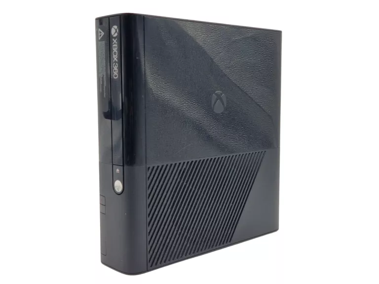 KONSOLA MICROSOFT XBOX 360 E 4 GB 1538 + 11 GIER - BRAK KONTROLERA