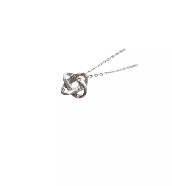 ŚLICZNY SREBRNY ŁAŃCUSZEK Z ZAWIESZKĄ WĘZEŁ 2,51 G P925 45 CM