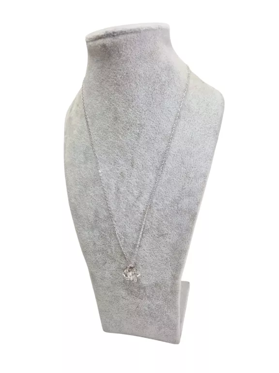 ŚLICZNY SREBRNY ŁAŃCUSZEK Z ZAWIESZKĄ WĘZEŁ 2,51 G P925 45 CM