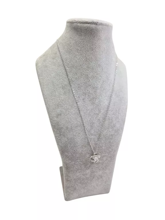 ŚLICZNY SREBRNY ŁAŃCUSZEK Z ZAWIESZKĄ WĘZEŁ 2,51 G P925 45 CM