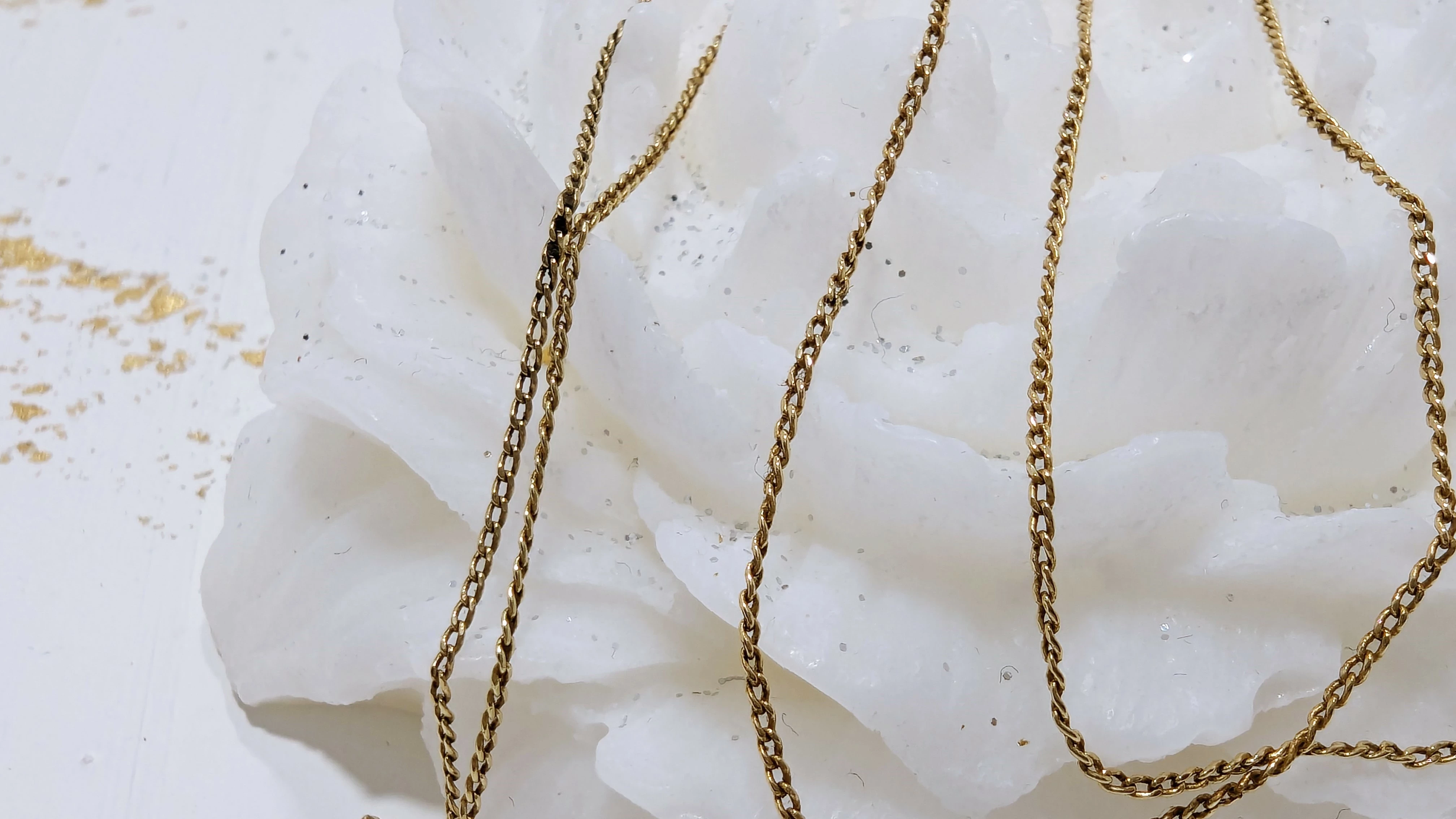 bardzo-dlugi-delikatny-lancuszek-585-198g-725-cm-stan-11323-2