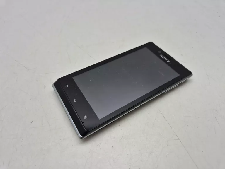 SMARTFON SONY XPERIA J 512 MB / 4 GB 3G CZARNY