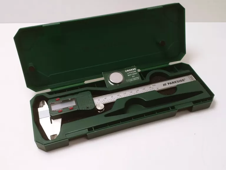 suwmiarka-elektroniczna-parkside-hg10714-komplet-kod-producenta-hg10714