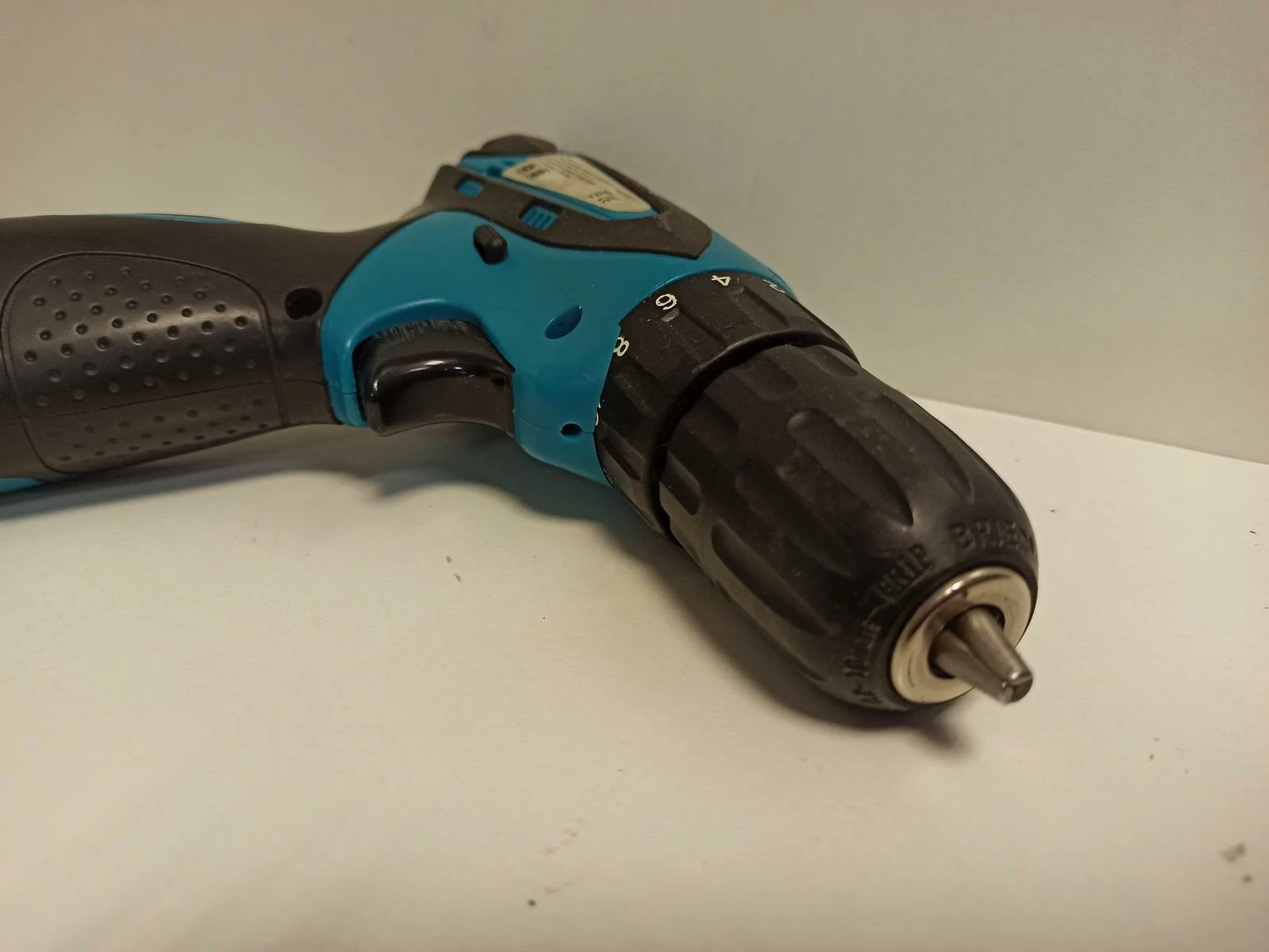 wkretarka-hoxter-hx-8173-walizka-napiecie-v-128551-6