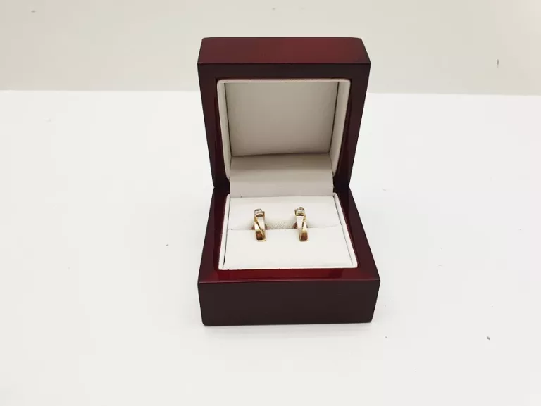 ELEGANSKI ZŁOTE KOLCZYKI Z CYRKONIAMI SZTYFT 2,31G 585P
