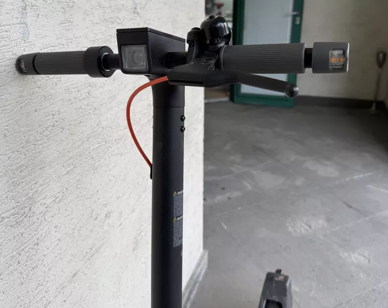 HULAJNOGA XIAOMI ELECTRIC SCOOTER 4 LITE (2ND GEN)