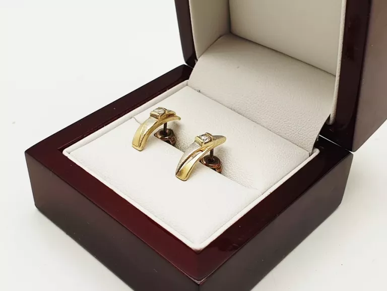 ELEGANSKI ZŁOTE KOLCZYKI Z CYRKONIAMI SZTYFT 2,31G 585P