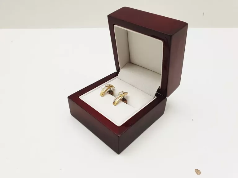 ELEGANSKI ZŁOTE KOLCZYKI Z CYRKONIAMI SZTYFT 2,31G 585P