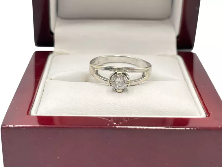 delikatny-pierscionek-z-bialego-zlota-p-585-wg280-r13-rodzaj-2205-2