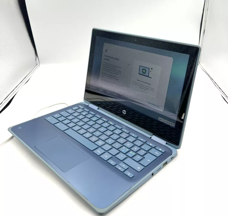 LAPTOP CHROM HP TPN-Q233 NIEBIESKI
