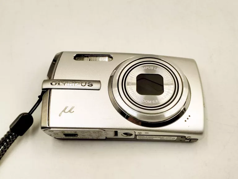 OLYMPUS FE 46 - 12MPIX - APARAT CYFROWY - ZESTAW