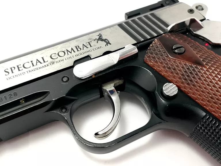 PISTOLET GAZOWY SPECIAL COMBAT COLT