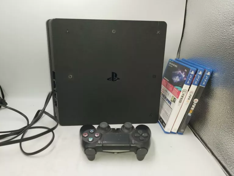 KONSOLA SONY PS4 1TB CUH-2116B + 3 GRY FIFA + PAD!!!