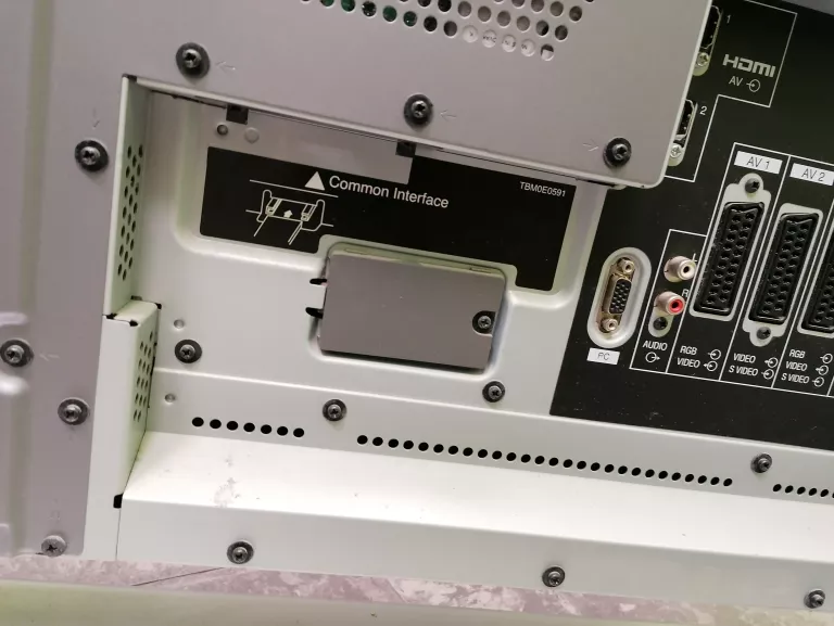 TELEWIZOR PLAZMOWY PANASONIC TH-42PX62E 42"
