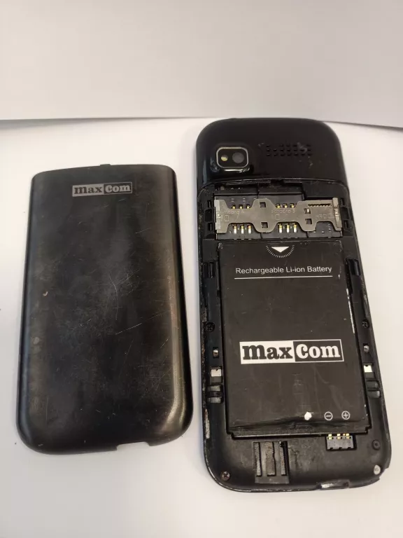 TELEFON MAXCOM MM237