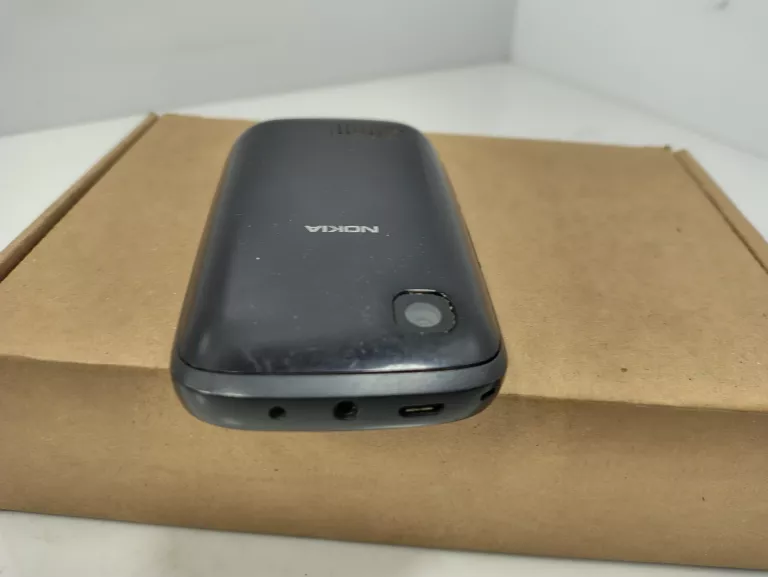 TELEFON NOKIA 200 RM-761