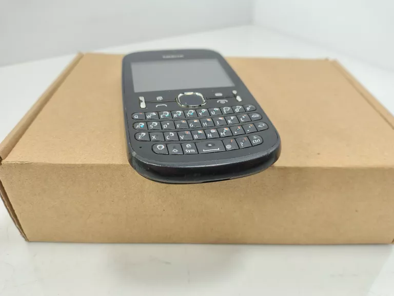 TELEFON NOKIA 200 RM-761