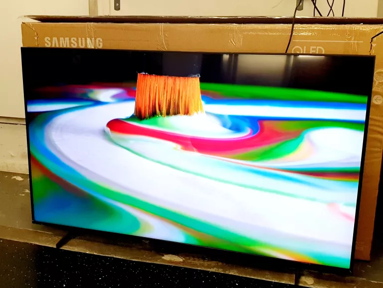TELEWIZOR SAMSUNG QE55Q67AAU QLED 55'