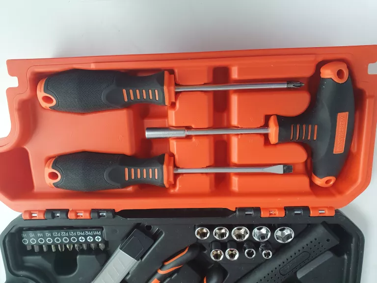 ZESTAW NARZĘDZI WERCKMANN PROFFESIONAL TOOLS 57 ELEMENTÓW
