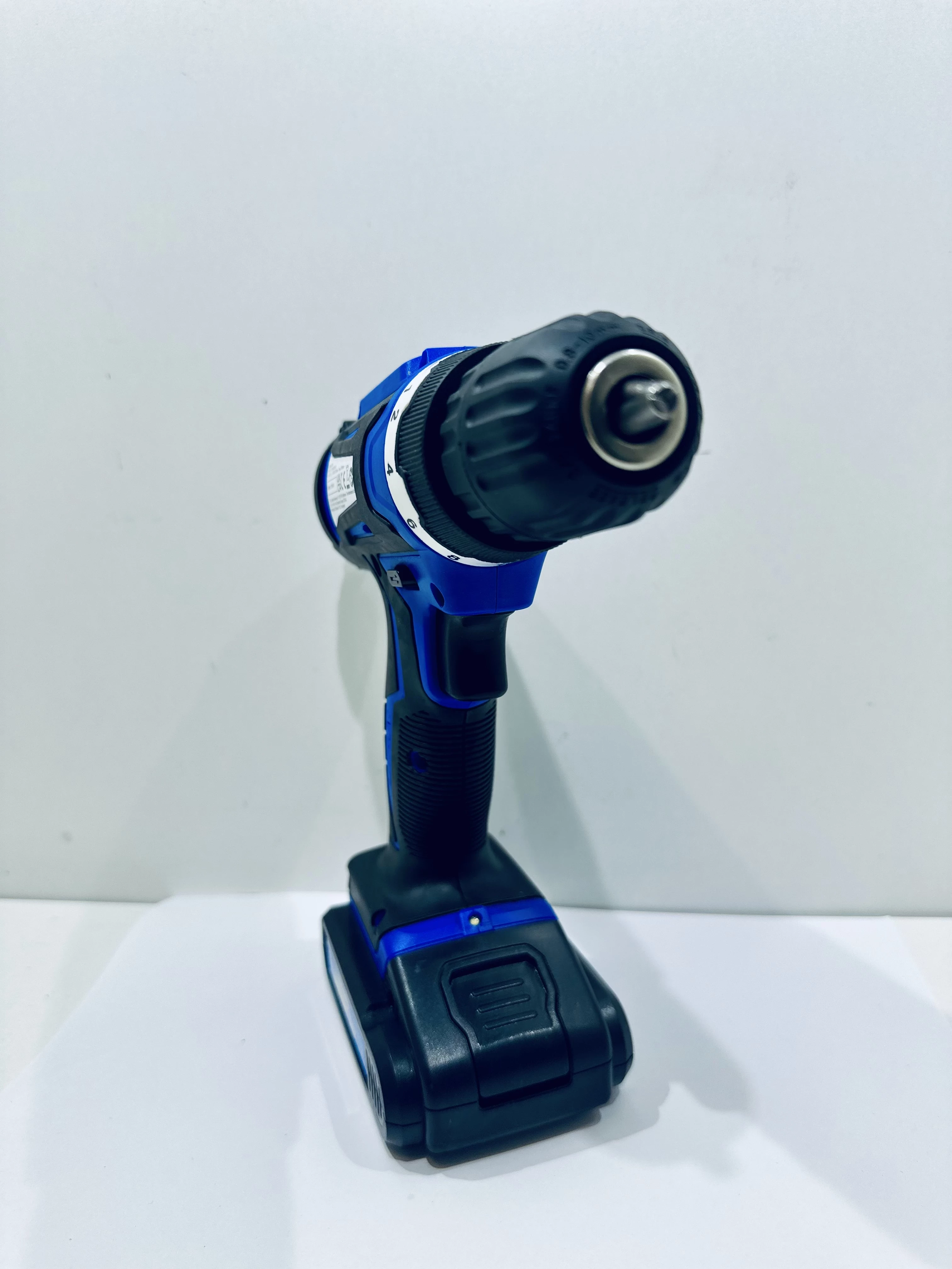 wkretarka-akumulatorowa-wiertarko-wkretarka-kinzo-144v-1300mah-akumulato-napiecie-v-128551-5