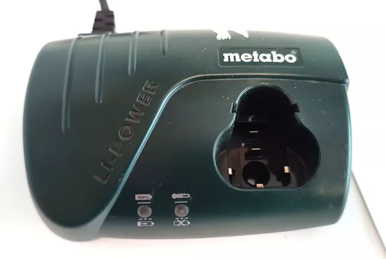 ŁADOWARKA METABO LC40 Z AKUMULATOREM