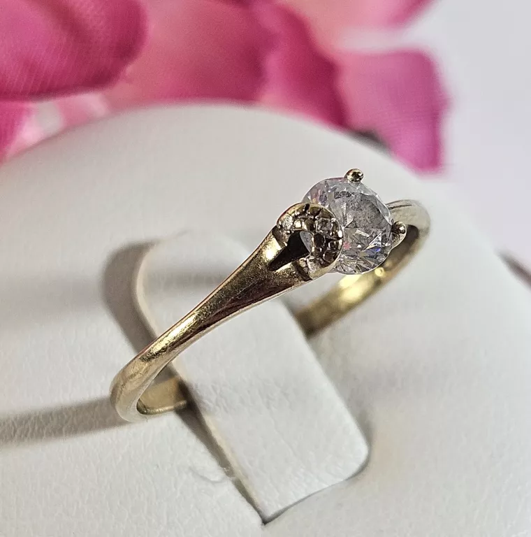 zloty-pierscionek-135gr-333pr-rodzaj-2205-2