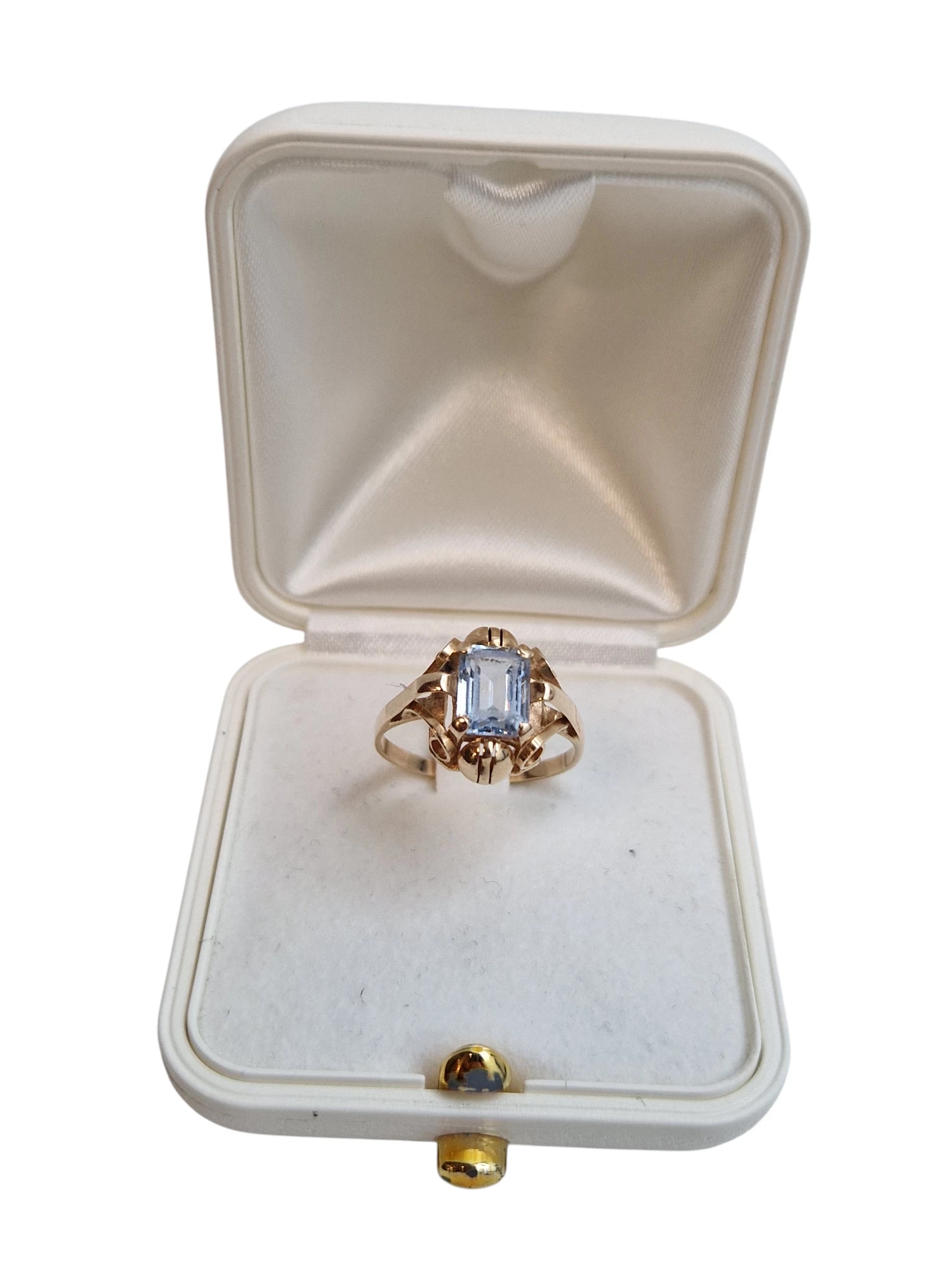 zloty-pierscionek-301g-585-r17-ean-gtin-0058746985365