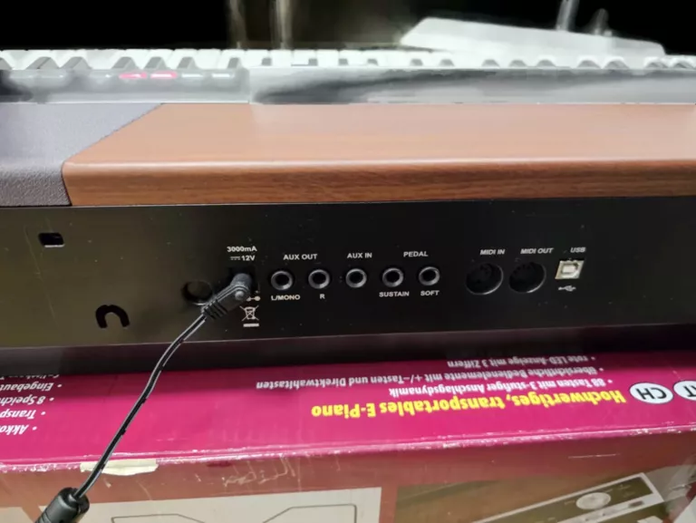 PIANINO CYFROWE FAME SP-5100 KOMPLET