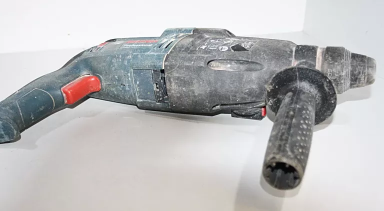 MŁOTOWIERTARKA BOSCH GBH 240