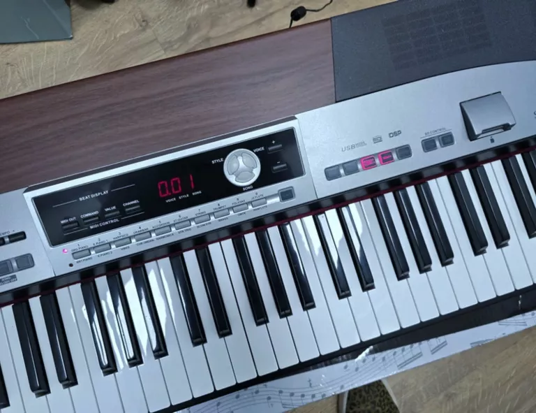 PIANINO CYFROWE FAME SP-5100 KOMPLET