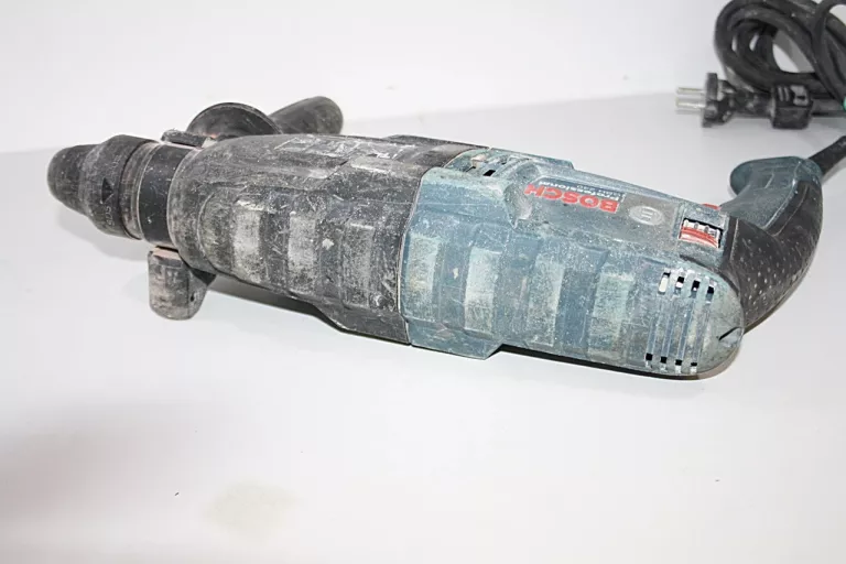 MŁOTOWIERTARKA BOSCH GBH 240