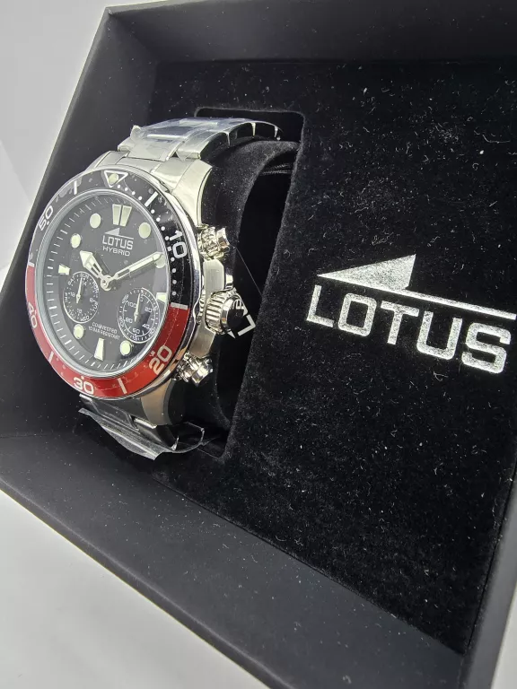 ZEGAREK MĘSKI LOTUS ZE STALI NIERDZEWNEJ SREBRNY LOTUS CLASSIC UL18800