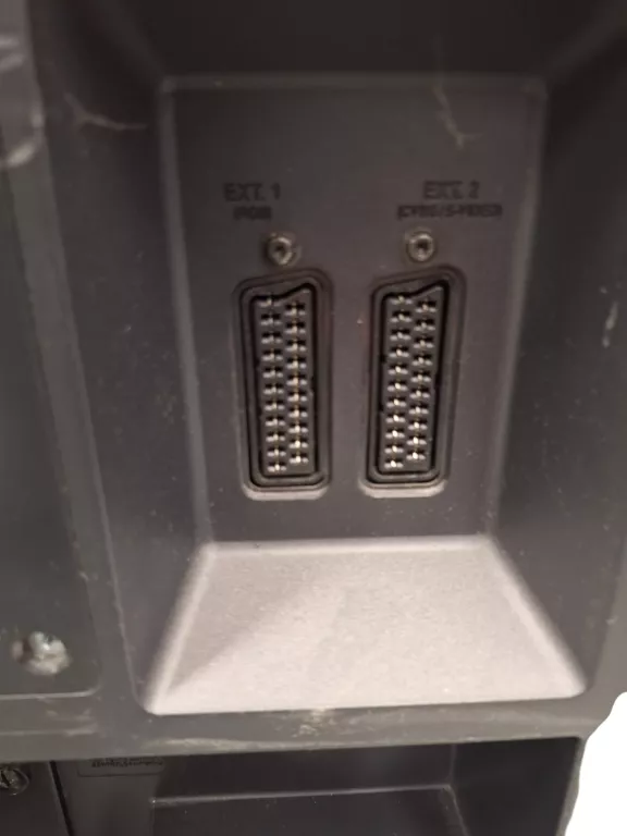 TELEWIZOR PHILIPS SLC7.1ELA
