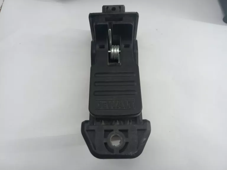 LASER KRZYŻOWY DEWALT DW088