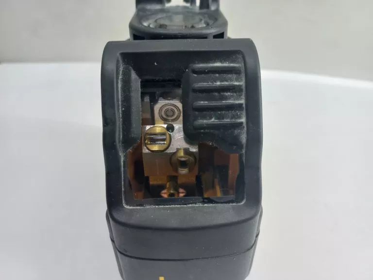 LASER KRZYŻOWY DEWALT DW088