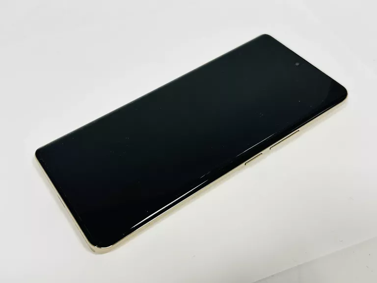 TELEFON REALME 12 PRO+ 512GB ZESTAW