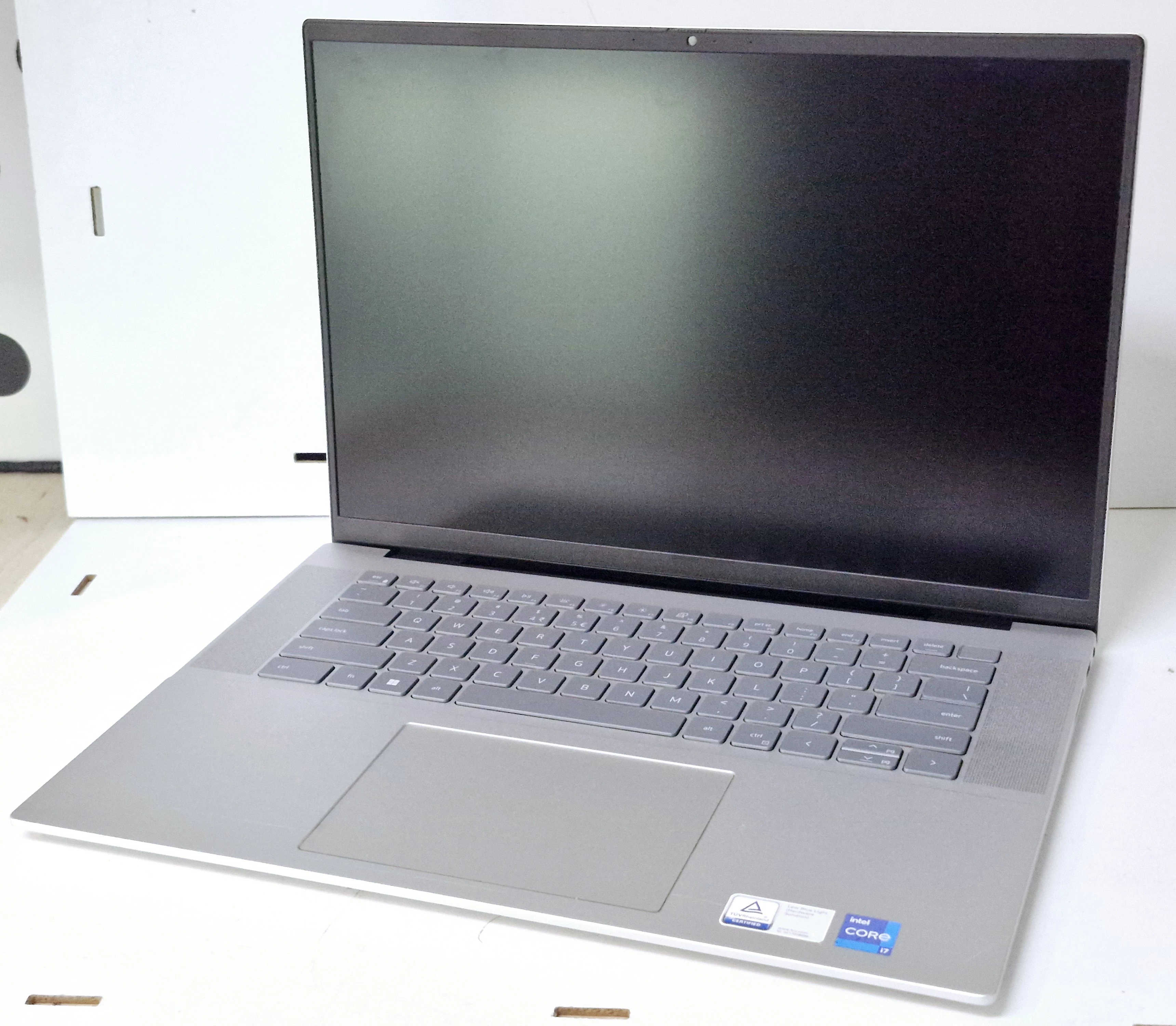 laptop-dell-inspiron-16-5630-intel-i7-1360p-16gb-ram-ssd-512gb-stan-11323-2