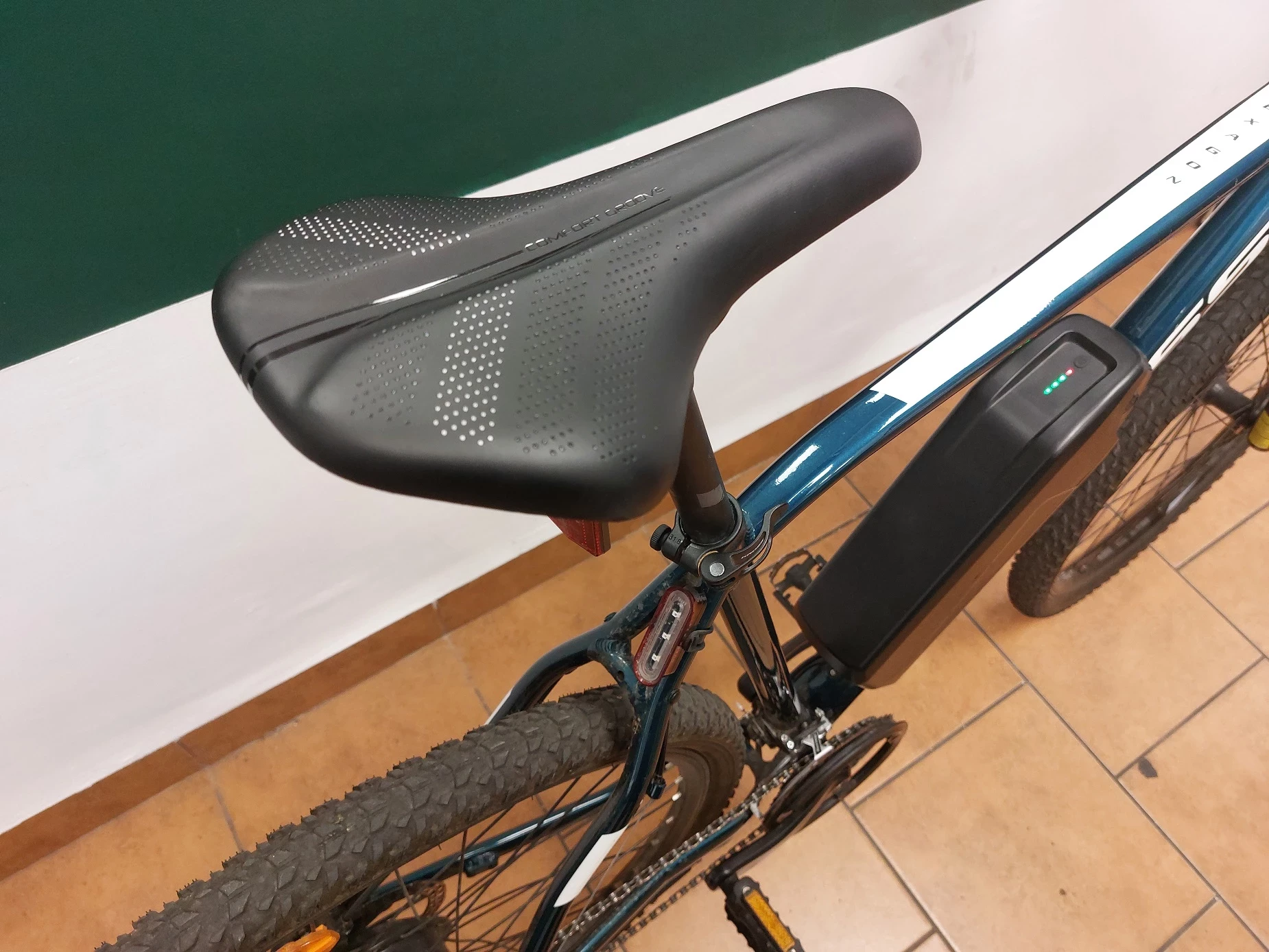 rower-elektryczny-gorski-kross-hexagon-boost-plec-130411-1030181