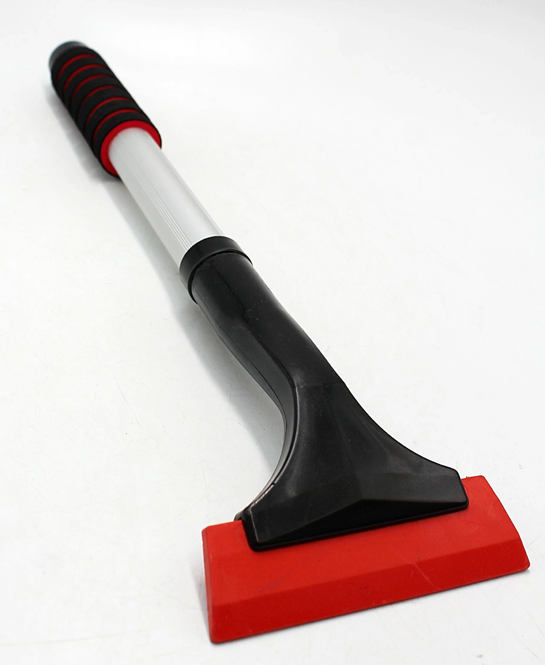 teleskopowa-skrobaczka-do-lodu-producent-248914-1152611